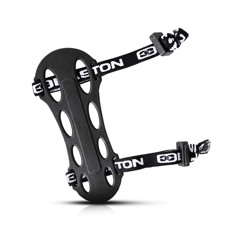 Easton Comfort Flex arm guard in black